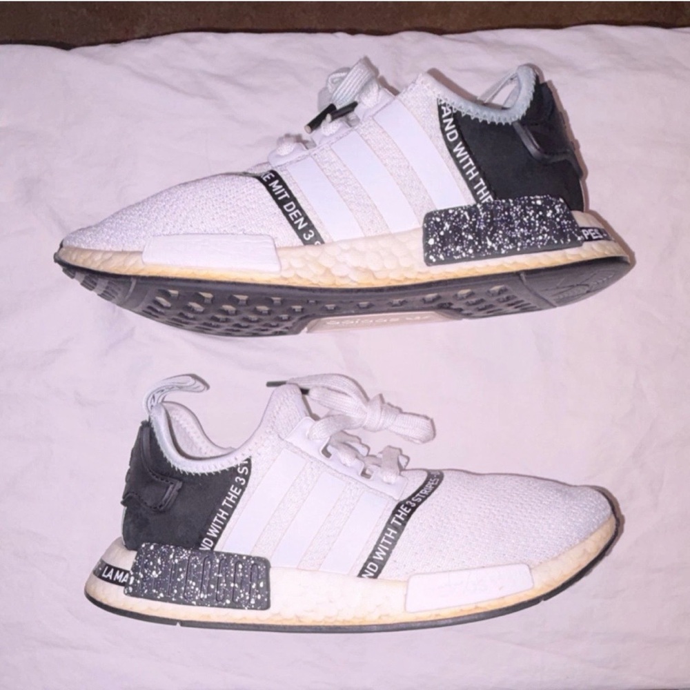 adidas NMD R1 White Black EF3647 2019 Mesh Lace Up Men's Athletic Sneaker